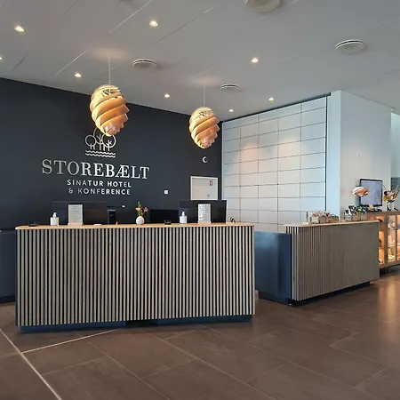 Storebaelt Sinatur & Konference מלון 3*